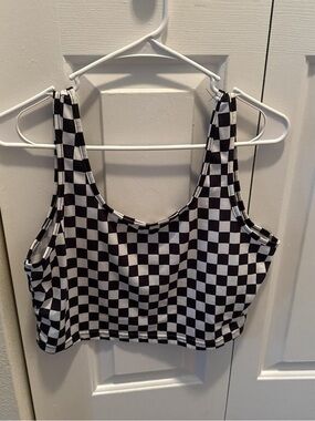 SHEIN Black and White Checkerboard Crop Tank Top